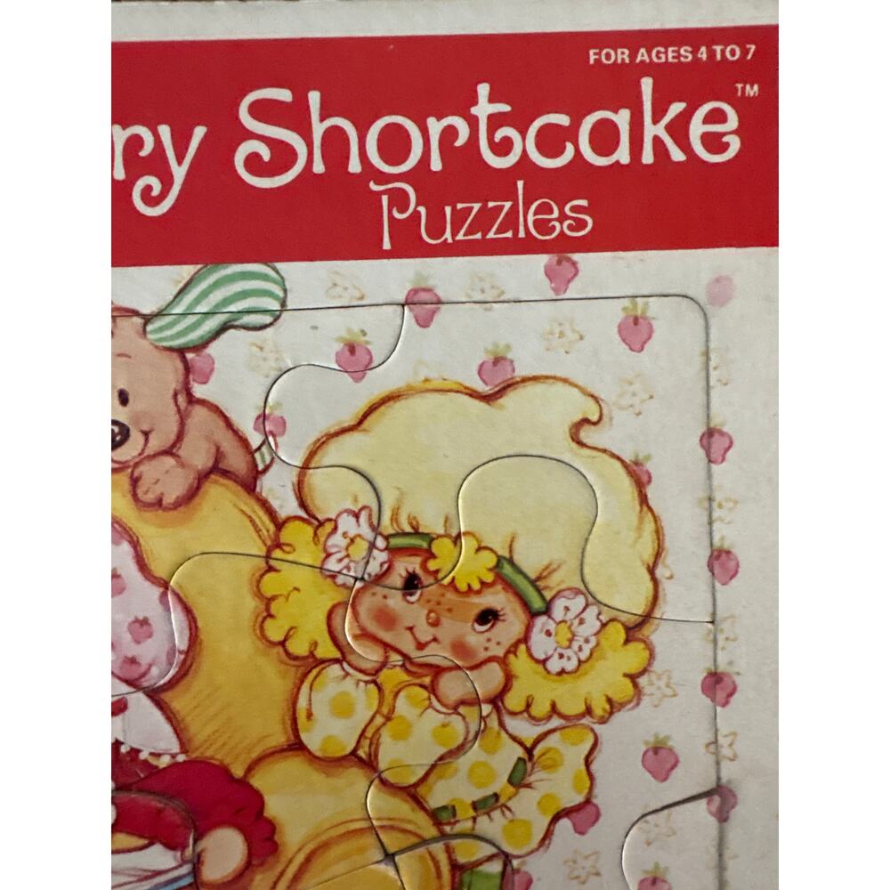 Strawberry shortcake puzzle vtg - Picture 4 of 4